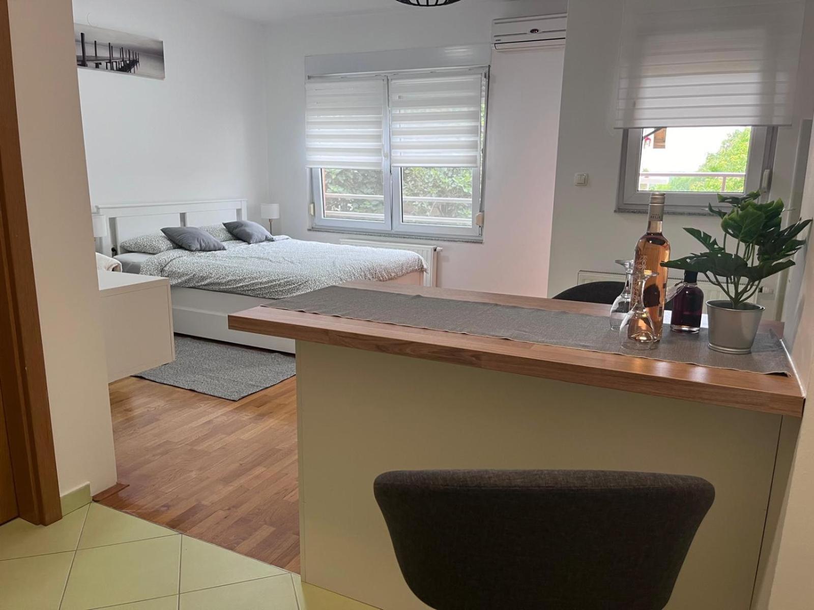 Studio Apartman - Sweet&Little Vrbovec Eksteriør billede